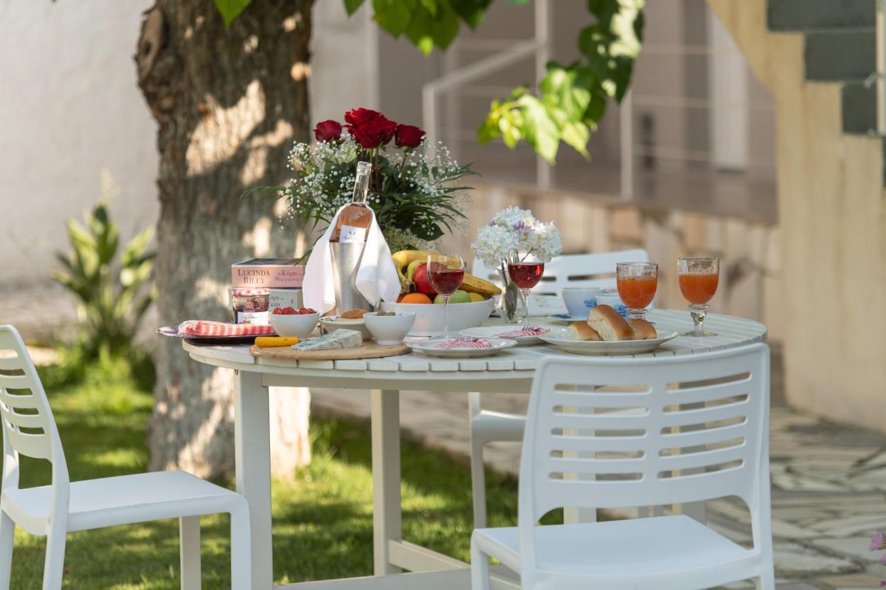 Moukas Seaside Apartments Romantico Селианитика Экстерьер фото