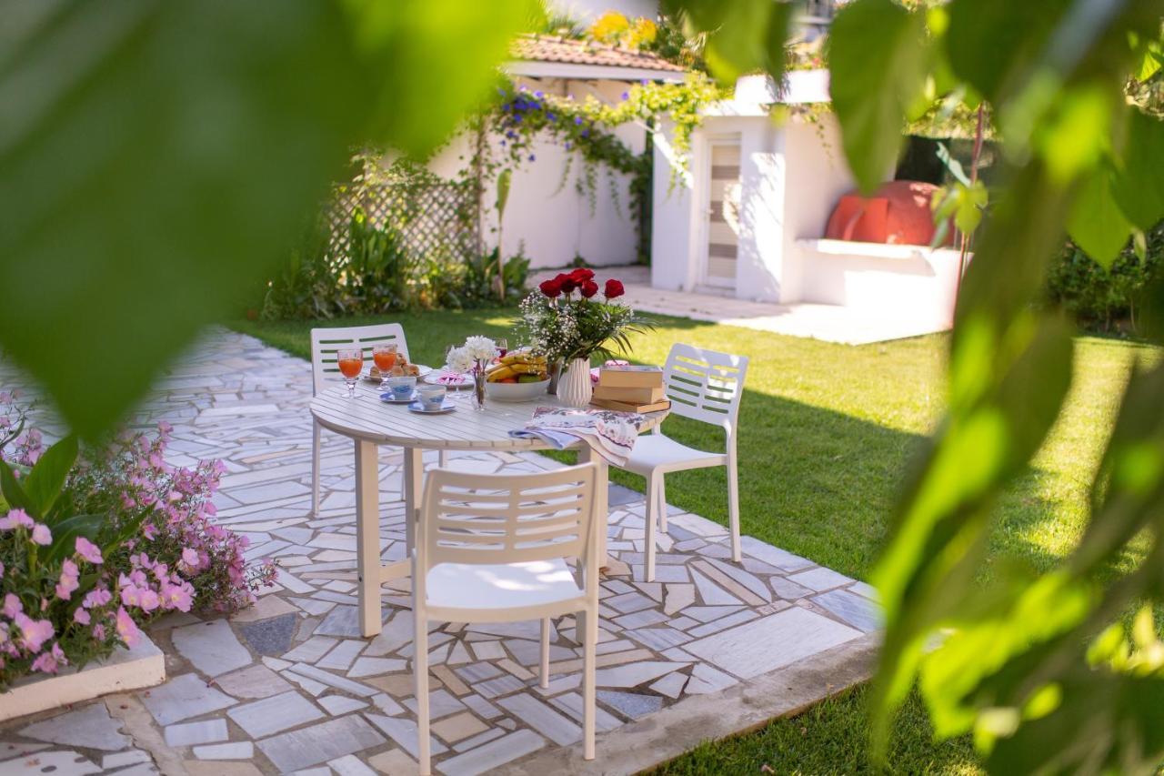 Moukas Seaside Apartments Romantico Селианитика Экстерьер фото