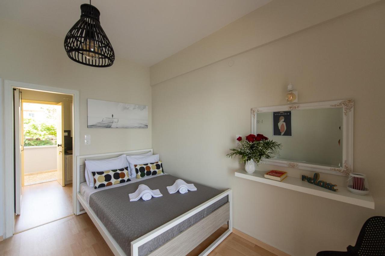 Moukas Seaside Apartments Romantico Селианитика Экстерьер фото