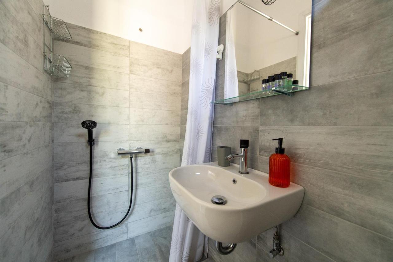 Moukas Seaside Apartments Romantico Селианитика Экстерьер фото